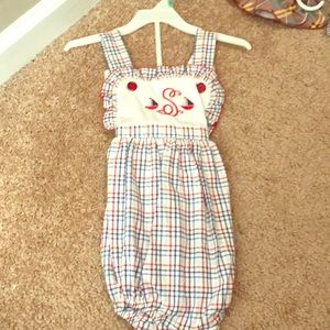 “S” sail boat bubble